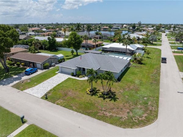 430 SW 44th TER, CAPE CORAL, FL 33914