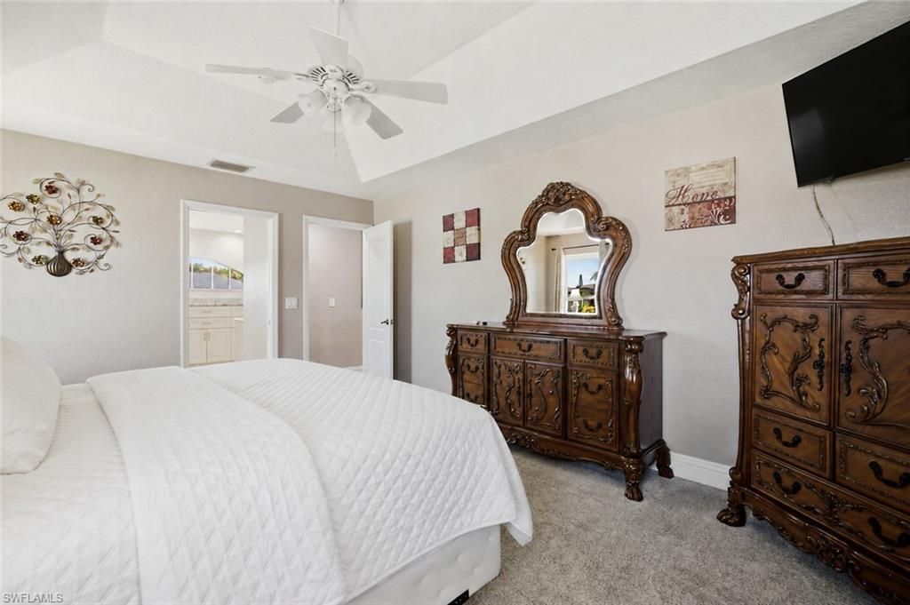 430 SW 44th Ter, Cape Coral, FL 33914 Photo