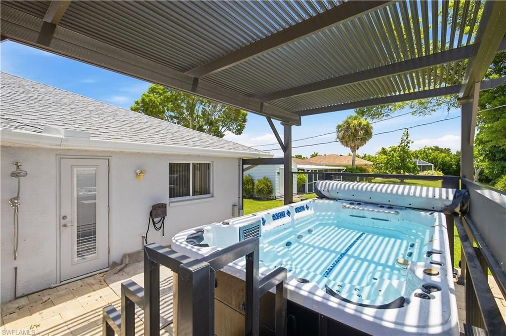 430 SW 44th Ter, Cape Coral, FL 33914 Photo