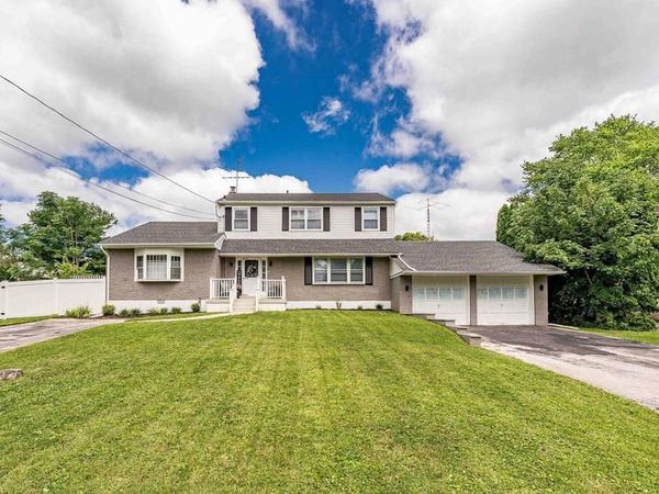 20 WALNUT STREET, NEWTOWN SQUARE, PA 19073