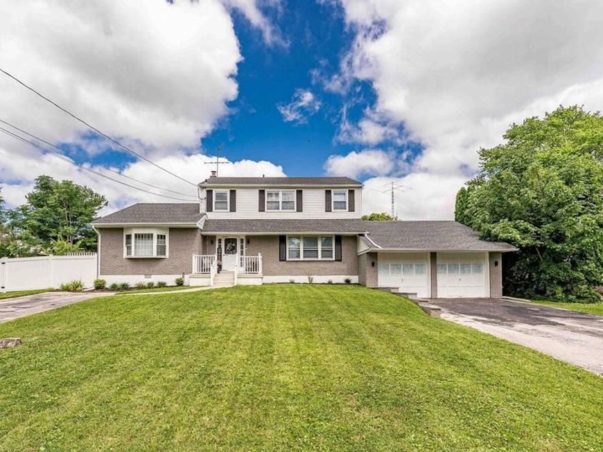 20 Walnut Street, Newtown Square, PA 19073 Main Photo
