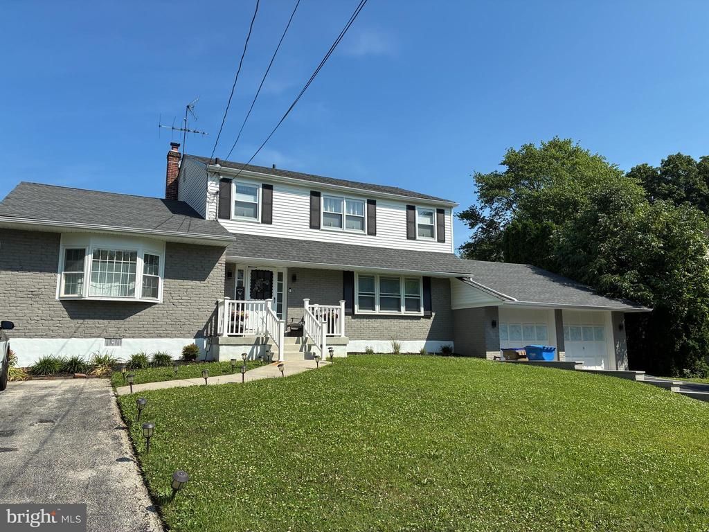 20 WALNUT STREET , NEWTOWN SQUARE, PA 19073
