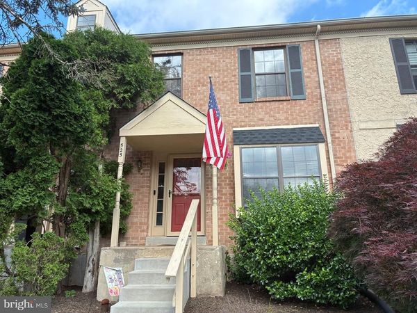 525 BASSETT LANE , WEST NORRITON, PA 19403