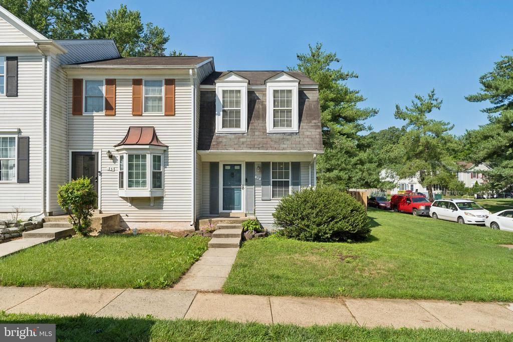35 Bickel Court, Sterling, VA 20165 Main Photo