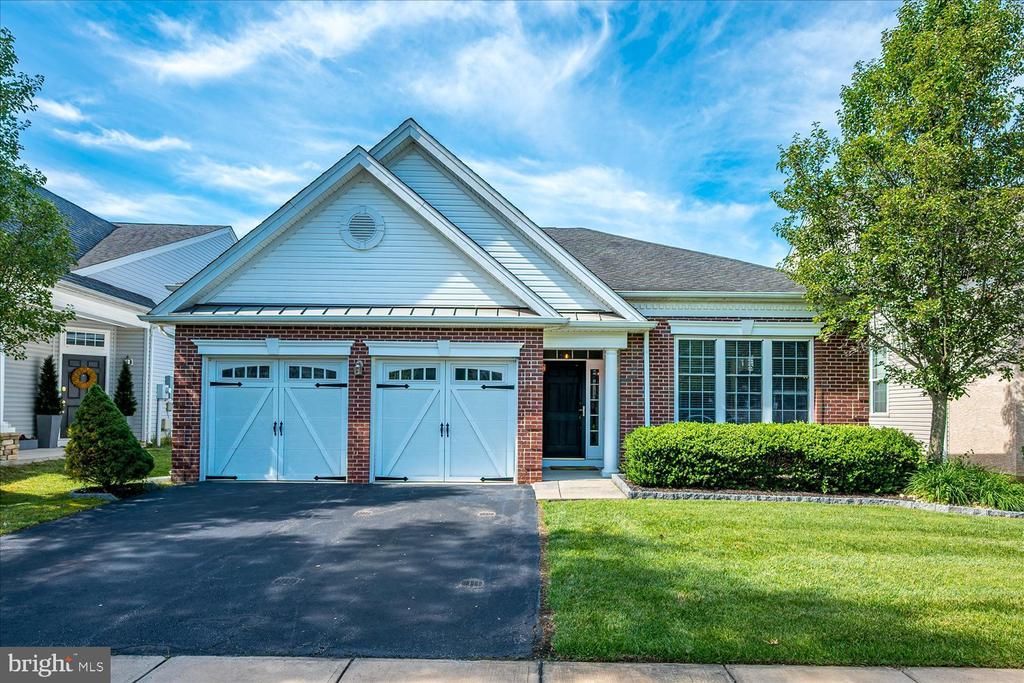 64 Aristotle Way, East Windsor, NJ 08512 Main Photo