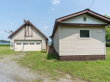 7423 Creekside Drive, Harrisville, NY 13648