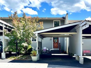 9 Harbour Lane , Canandaigua, NY 14424