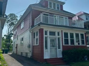 81 Saint Florian Street , Unit Lower, Buffalo, NY 14207