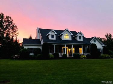8350 Manchester Park Drive , Clarence, NY 14051