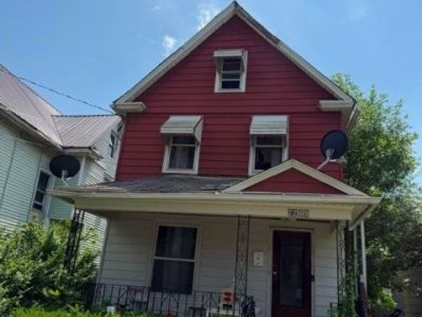 2209 Pierce Avenue, Niagara Falls, NY 14301