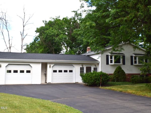 38 Marconi Drive, Latham, NY 12110
