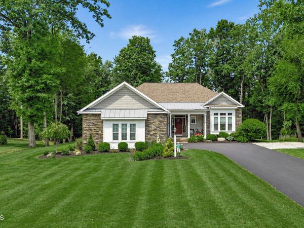 26 Yachtsman Way, Malta, NY 12020