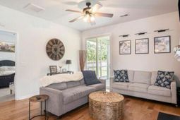 2744 Harmony Lake Drive photo 4