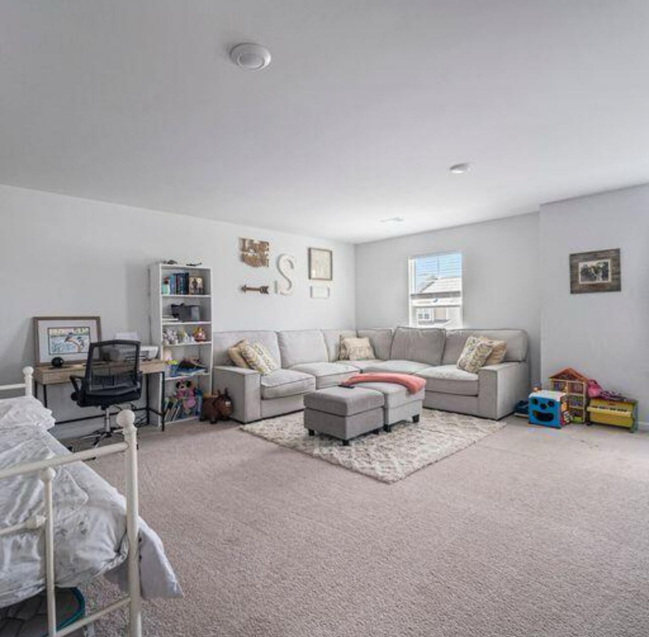 2744 Harmony Lake Drive Photo 7