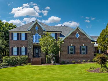 2721 Stratford Hall Drive, Raleigh, NC 27614