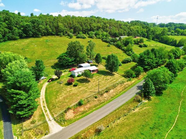 6605 Izaak Walton League RD , Hiwassee, VA 24347