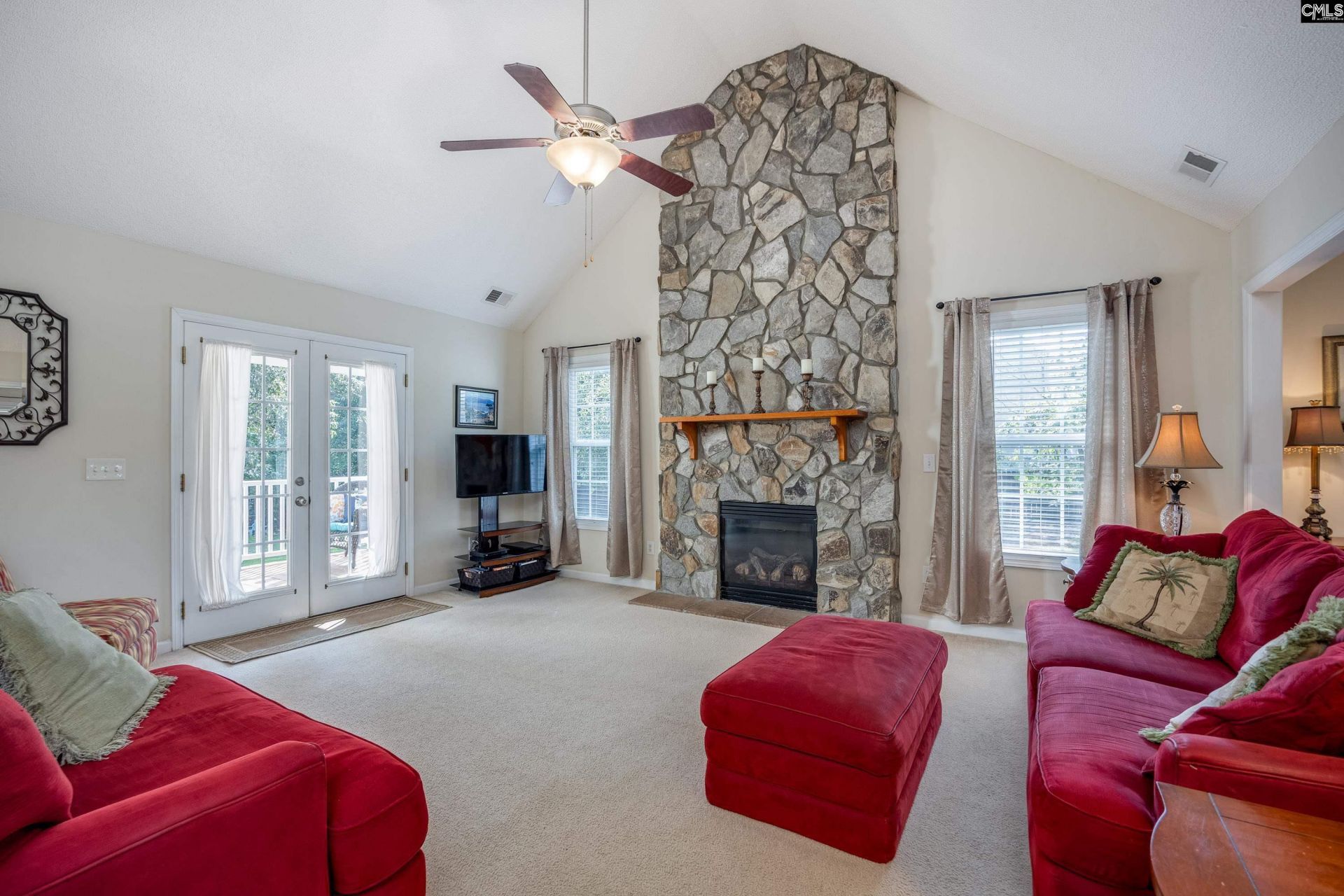 2032 Ridgeway Road  Photo 11
