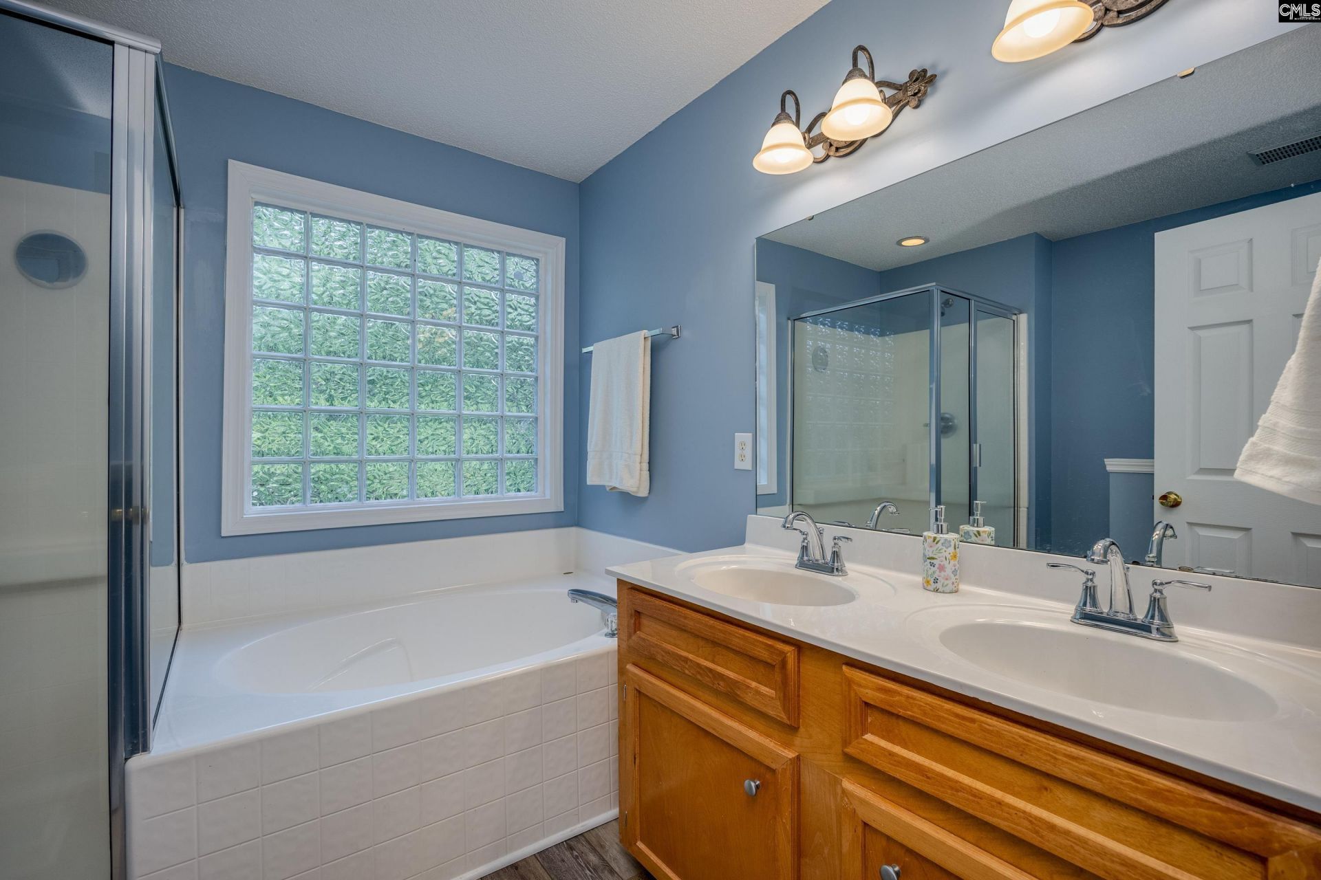 2032 Ridgeway Road  Photo 31
