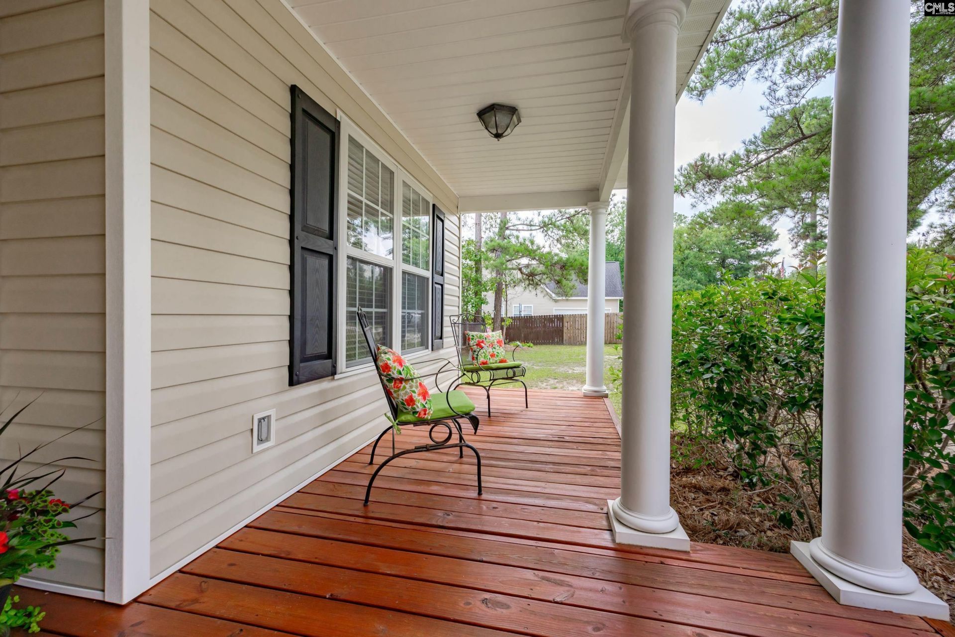 2032 Ridgeway Road  Photo 4