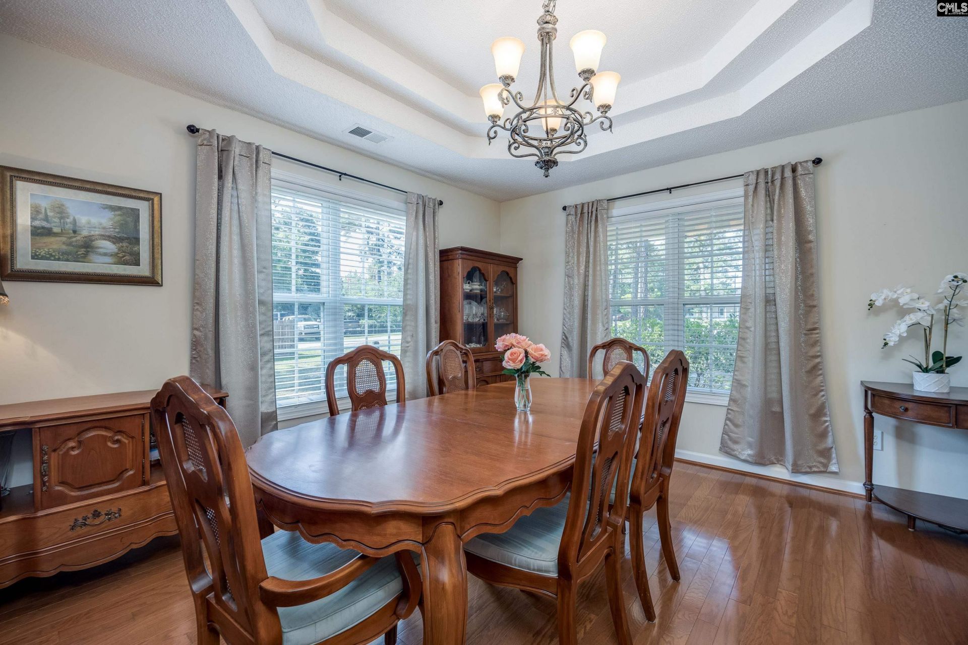 2032 Ridgeway Road  Photo 8