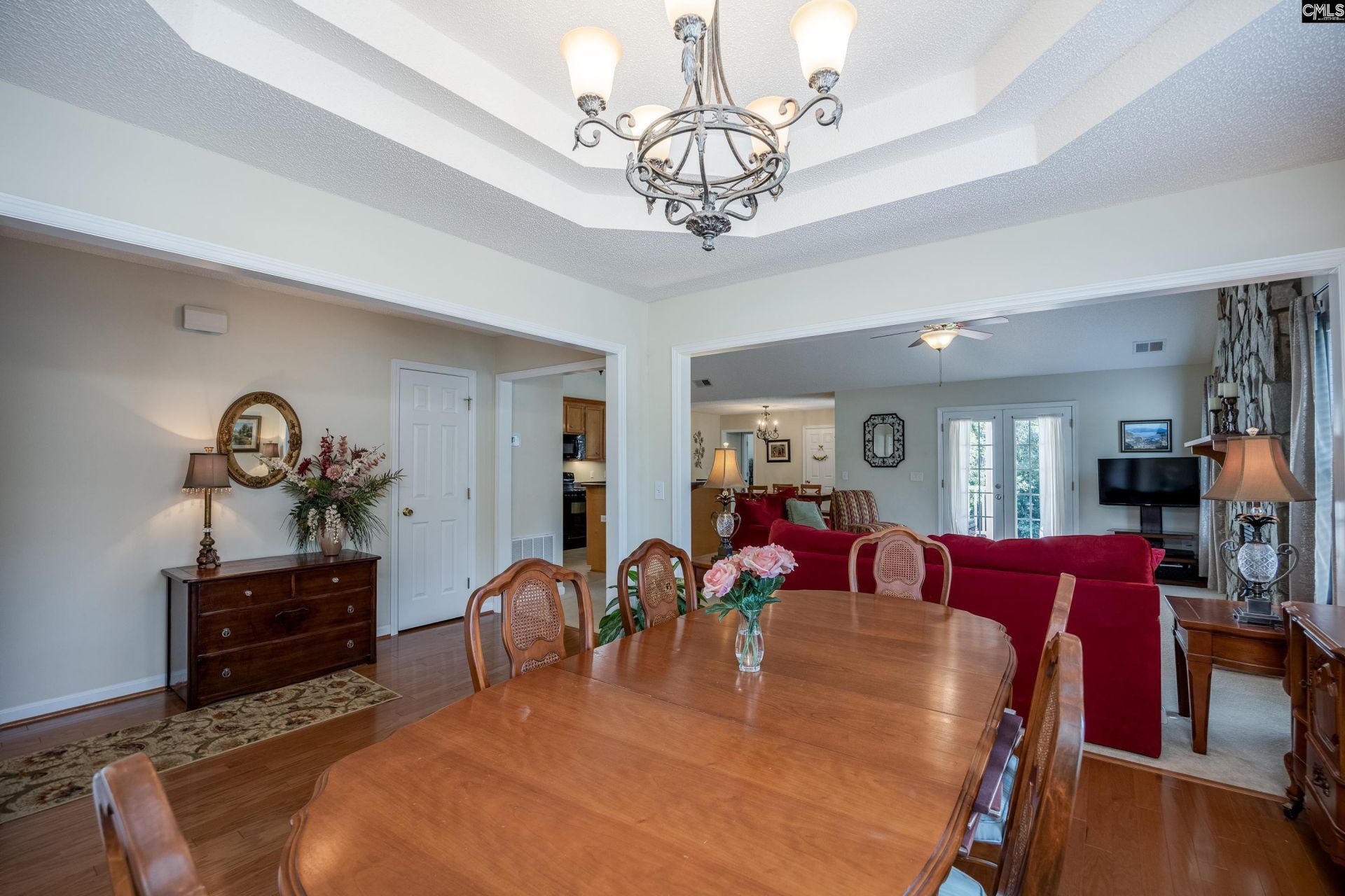 2032 Ridgeway Road  Photo 9