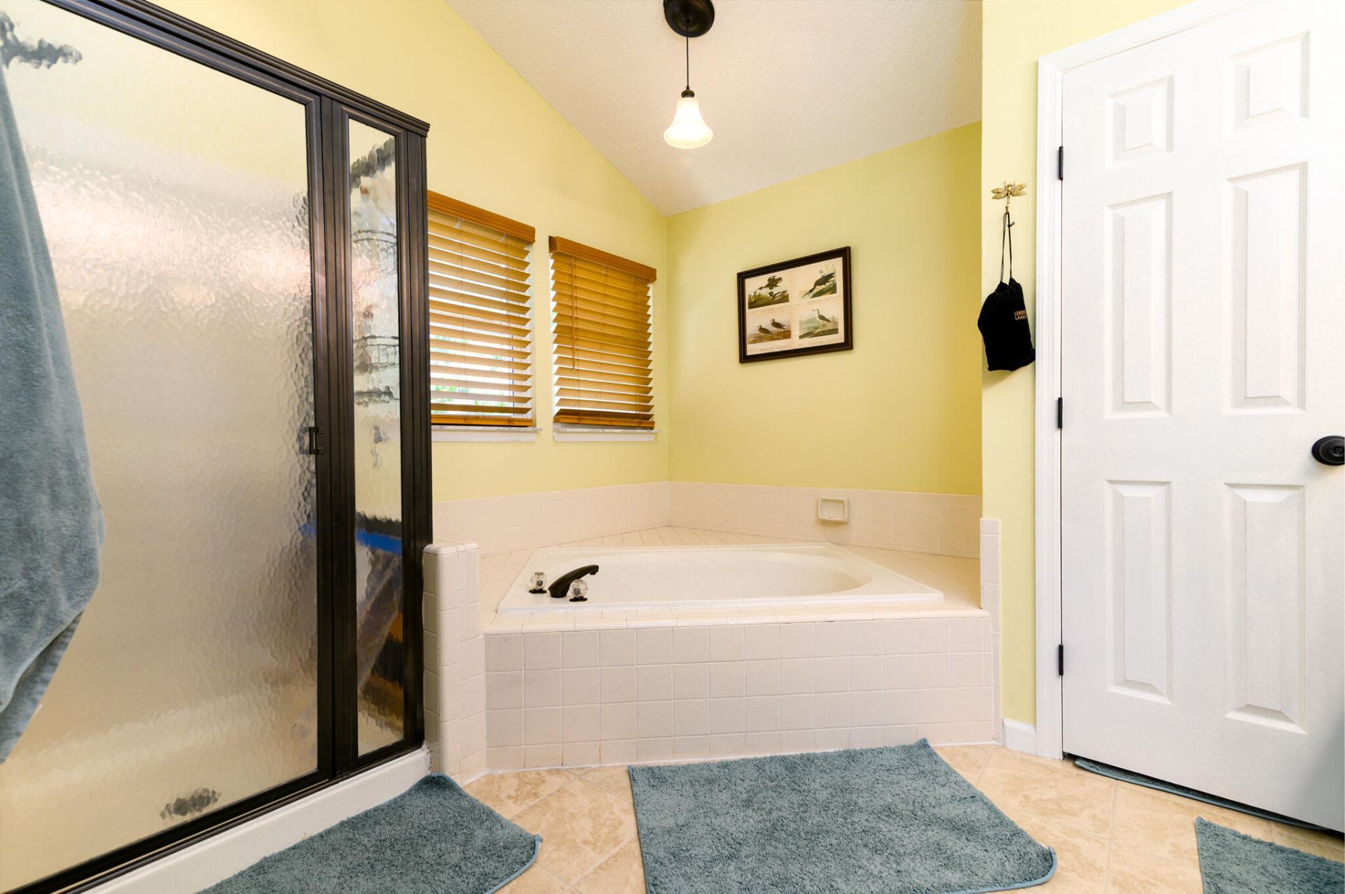 1406 Diamond Boulevard Photo 28