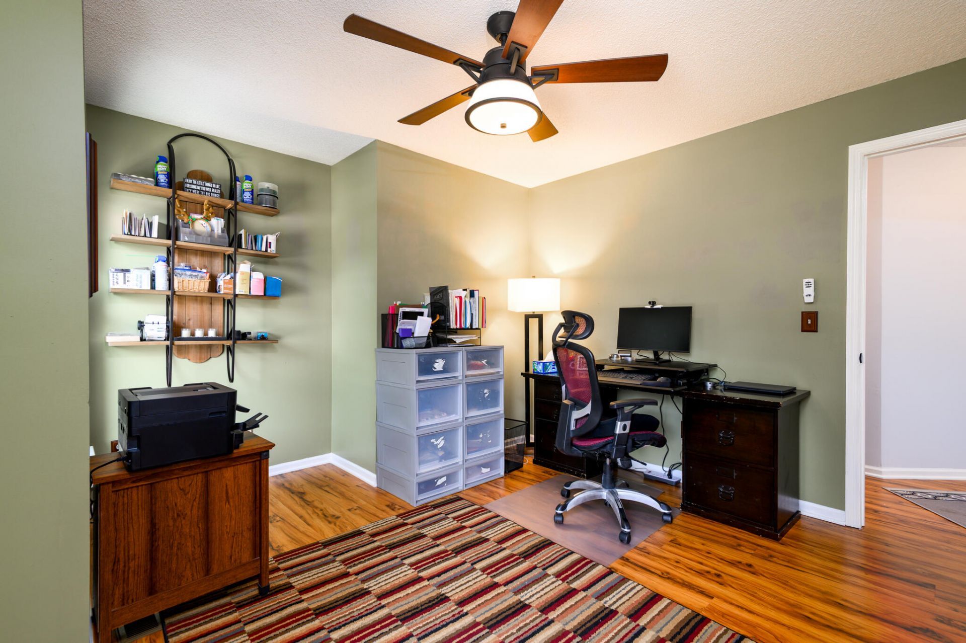1406 Diamond Boulevard Photo 33