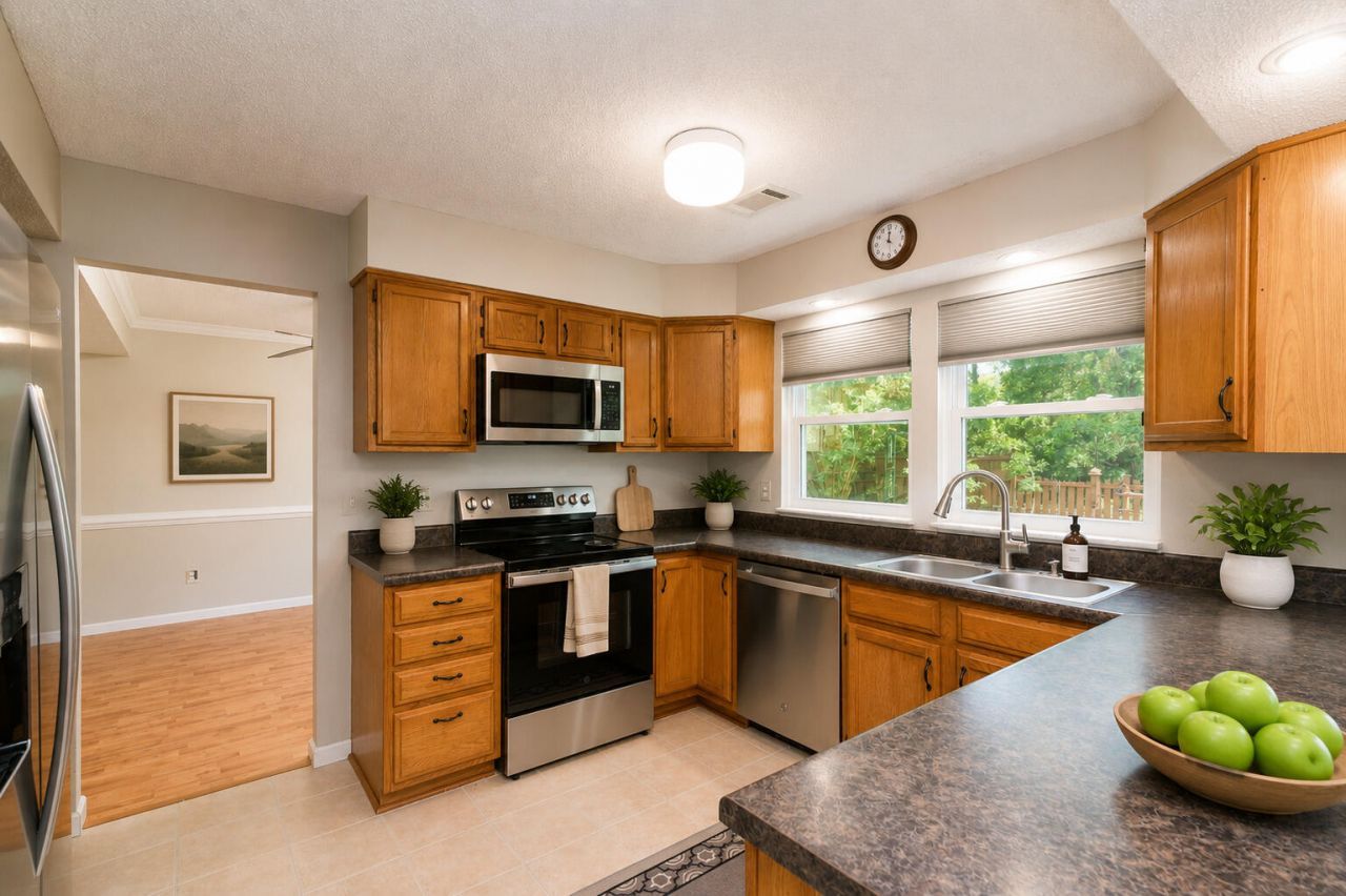 1406 Diamond Boulevard Photo 6