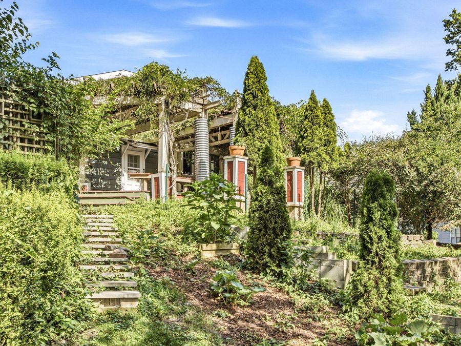 Property Image 40
