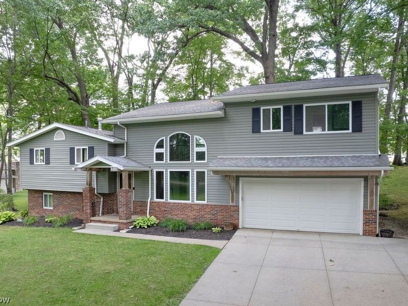 2045 Howard Street NE, Hartville, OH 44632 Photo 34