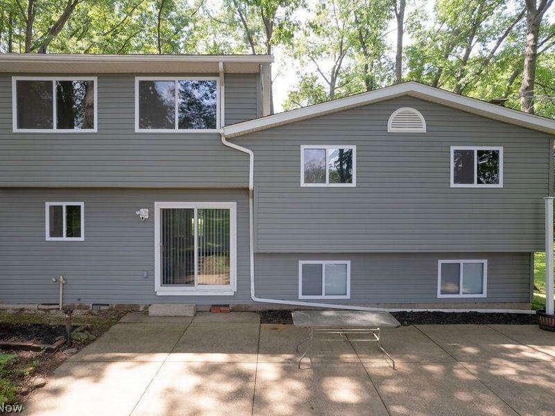 2045 Howard Street NE, Hartville, OH 44632 Photo 36