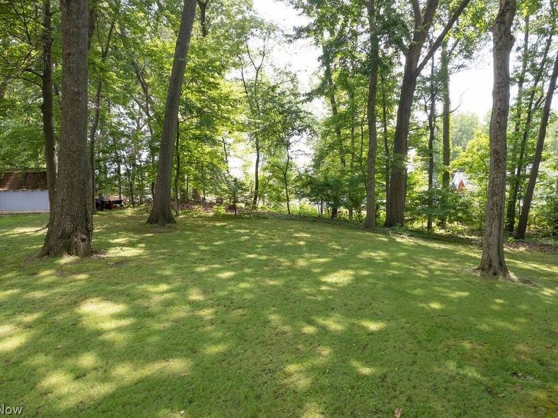 2045 Howard Street NE, Hartville, OH 44632 Photo 41