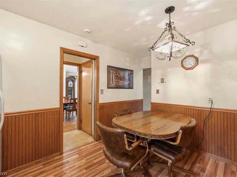 1771 Crestwood Road, Mayfield Heights, OH 44124 Photo 11