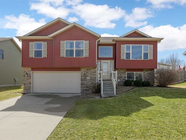 455 Camden St, North Liberty, IA 52317