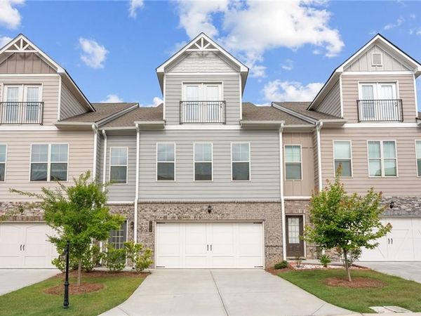 2020 Manor Pointe Drive, Unit 19, Cumming, GA 30041