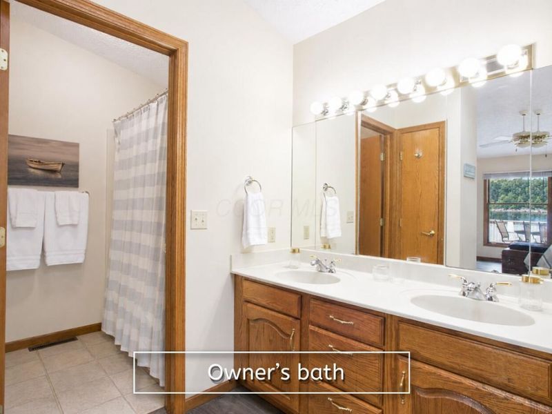401 Lakeview Heights Drive, Howard, OH 43028 Photo 33