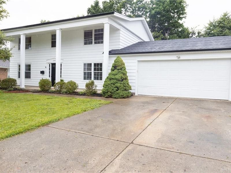 2943 Imperial Boulevard, Springfield, OH 45503 Photo 3