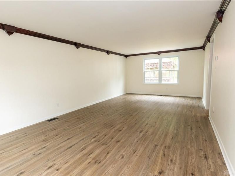 2943 Imperial Boulevard, Springfield, OH 45503 Photo 7