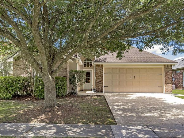 18328 Three Bars Dr, Baton Rouge, LA 70817