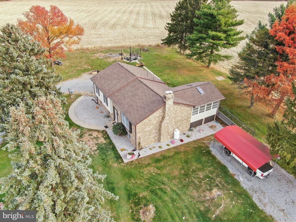 8738 OLDE SCOTLAND ROAD, SHIPPENSBURG, PA 17257