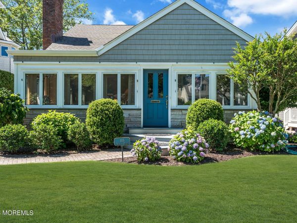 118 Neptune Place, Sea Girt, NJ 08750