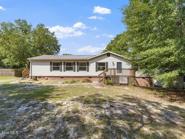 63 Warwick Court , Hampstead, NC 28443