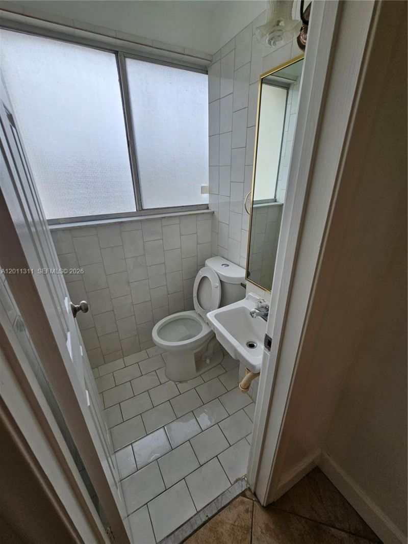 1912 SW 17th Ave , Unit 11, Miami, FL 33145 Photo