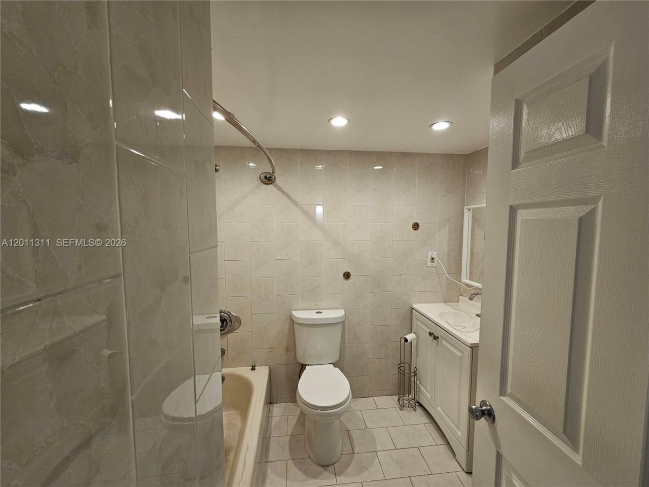 1912 SW 17th Ave , Unit 11, Miami, FL 33145 Photo