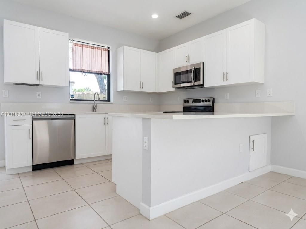 1523 SW 29th St, Unit 1523, Fort Lauderdale, FL 33315 Photo