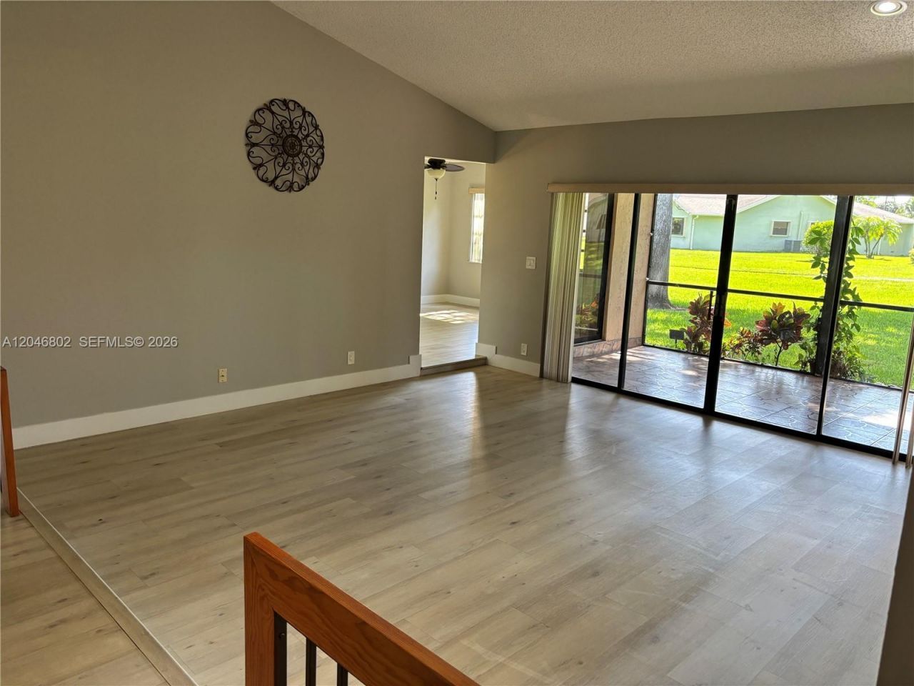 18052 S 105th Ave S , Unit 18052, Boca Raton, FL 33498 Photo