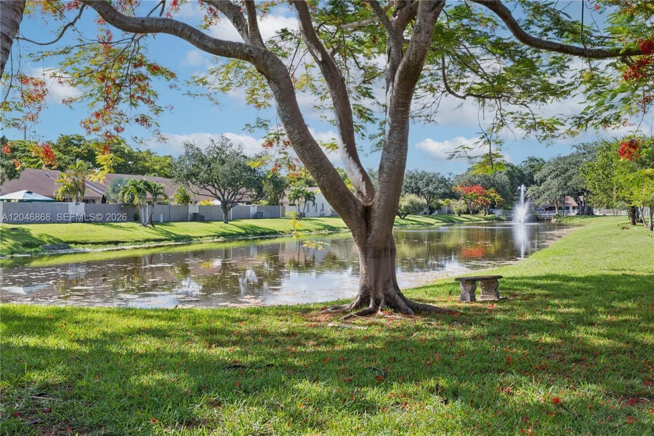 3050 S Oakland Forest Dr, Unit 2008, Oakland Park, FL 33309 Photo
