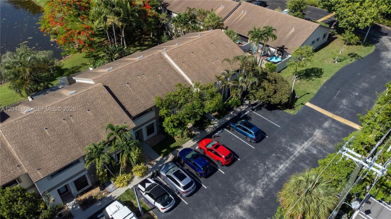 3050 S Oakland Forest Dr, Unit 2008, Oakland Park, FL 33309 Photo