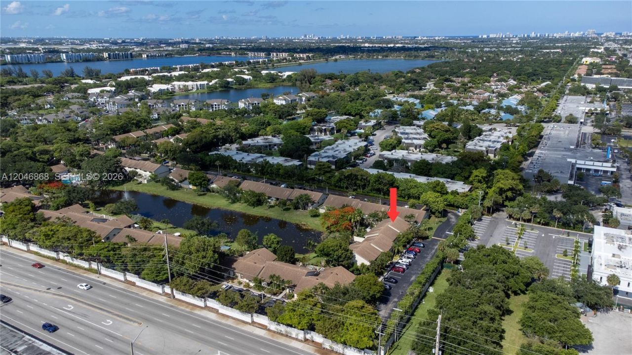 3050 S Oakland Forest Dr, Unit 2008, Oakland Park, FL 33309 Photo