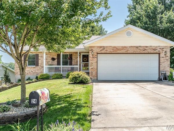 24 Mike Alan Drive, Washington, MO 63090